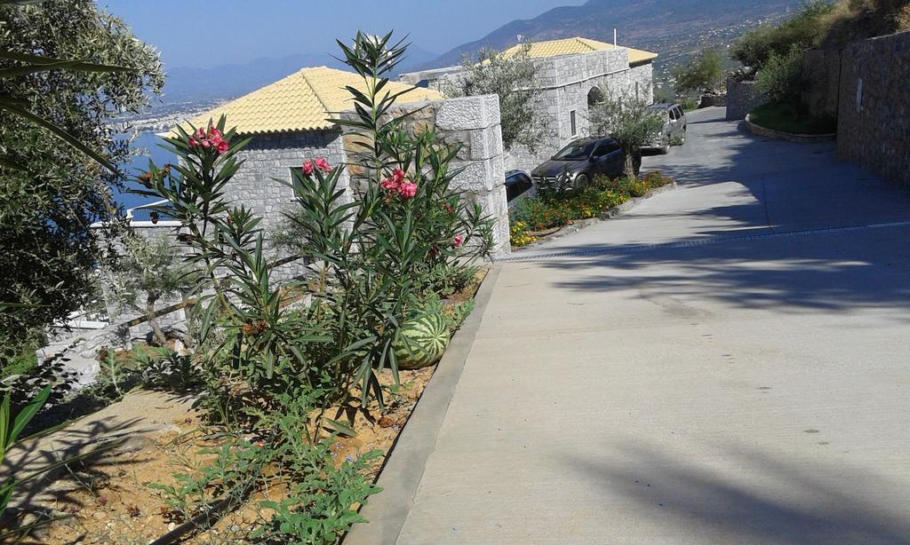 Ferienwohnung Petra Thea Kalamata Exterior foto