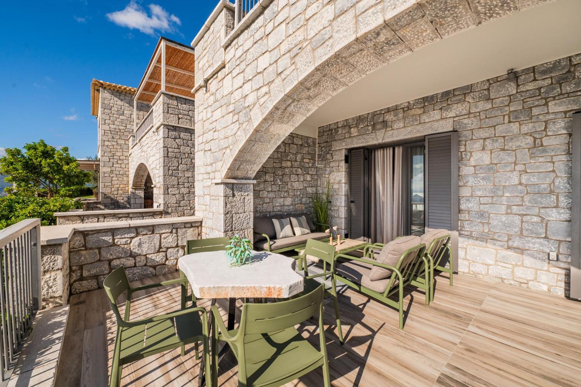 Ferienwohnung Petra Thea Kalamata Exterior foto