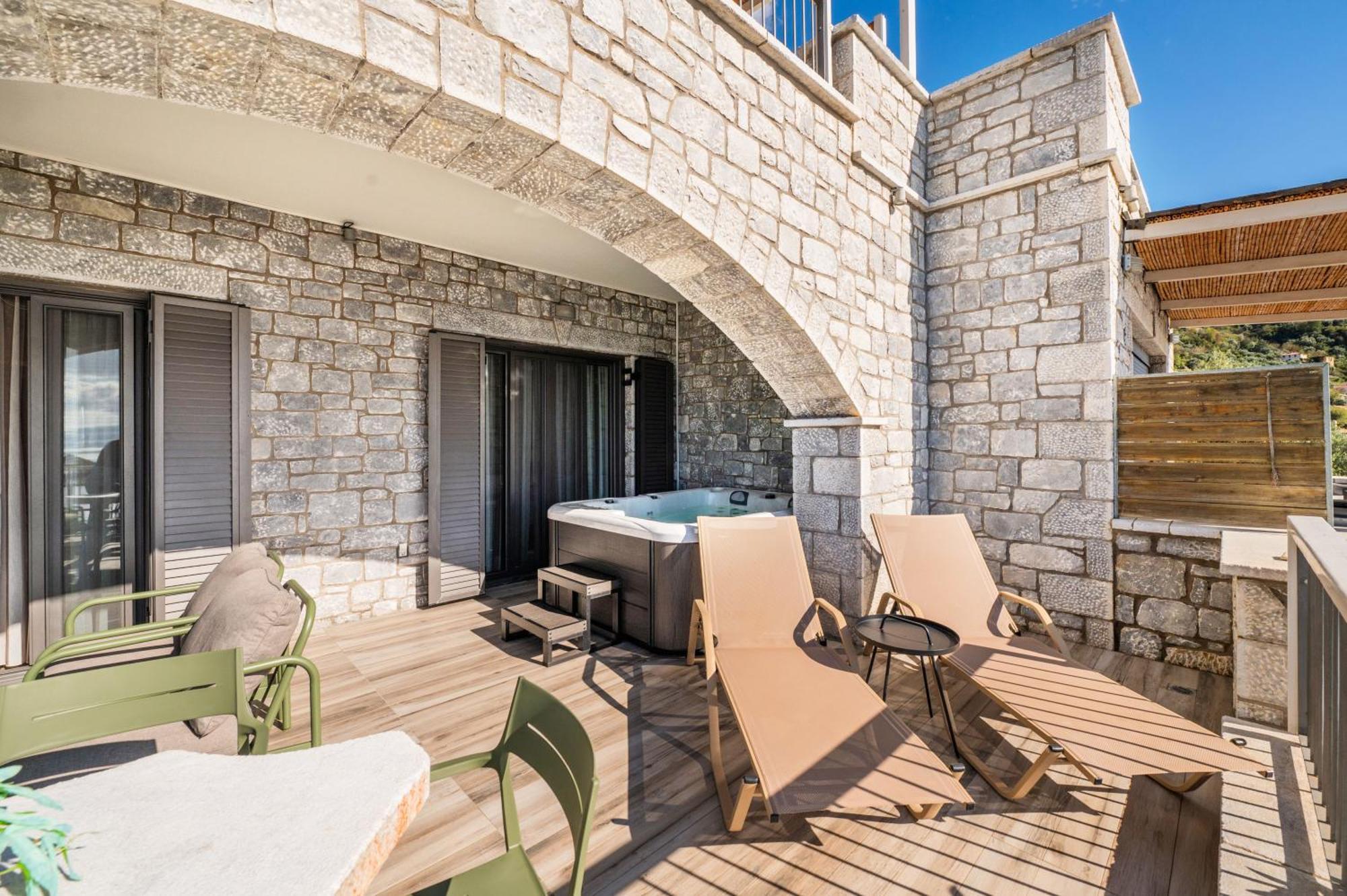Ferienwohnung Petra Thea Kalamata Exterior foto
