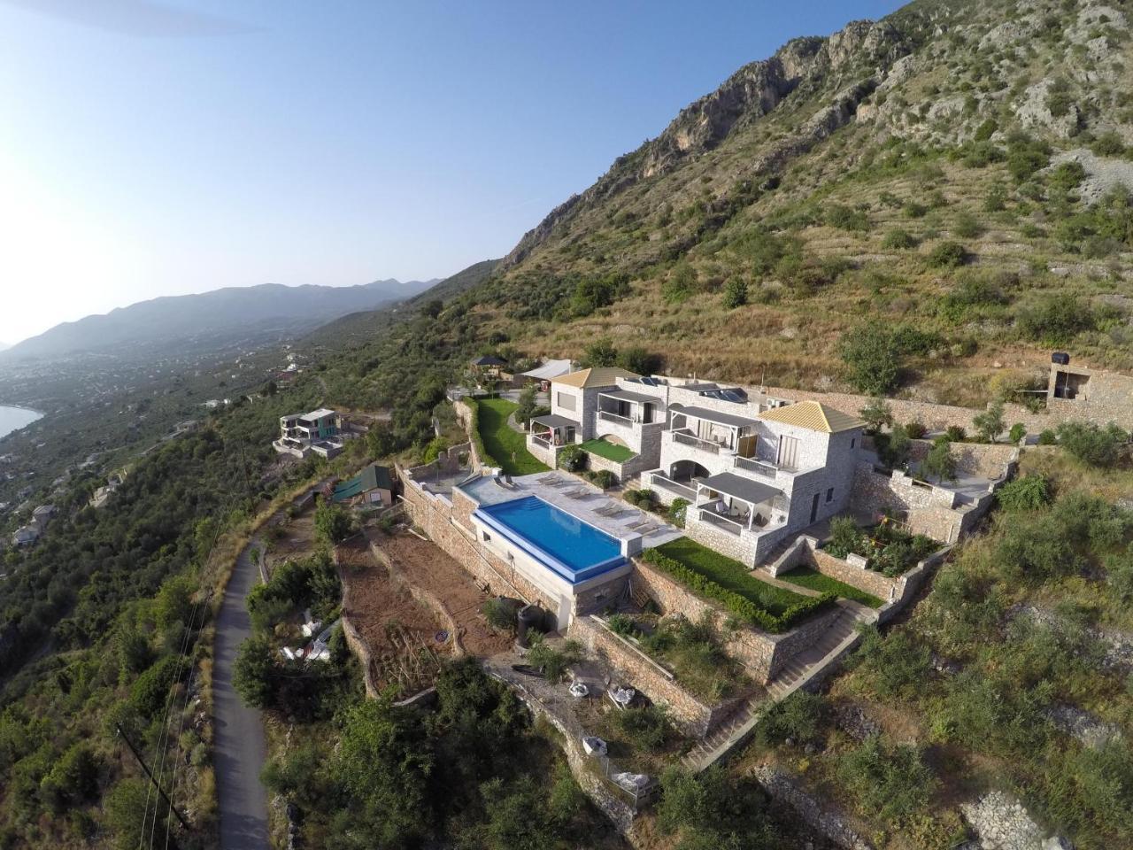 Ferienwohnung Petra Thea Kalamata Exterior foto